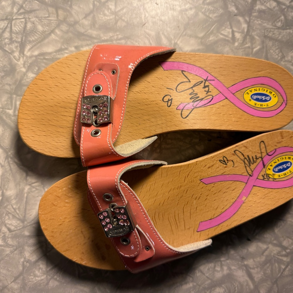 Sarah Jessica Parker Autographed Dr. Scholl’s Wood Exercise Sandals
